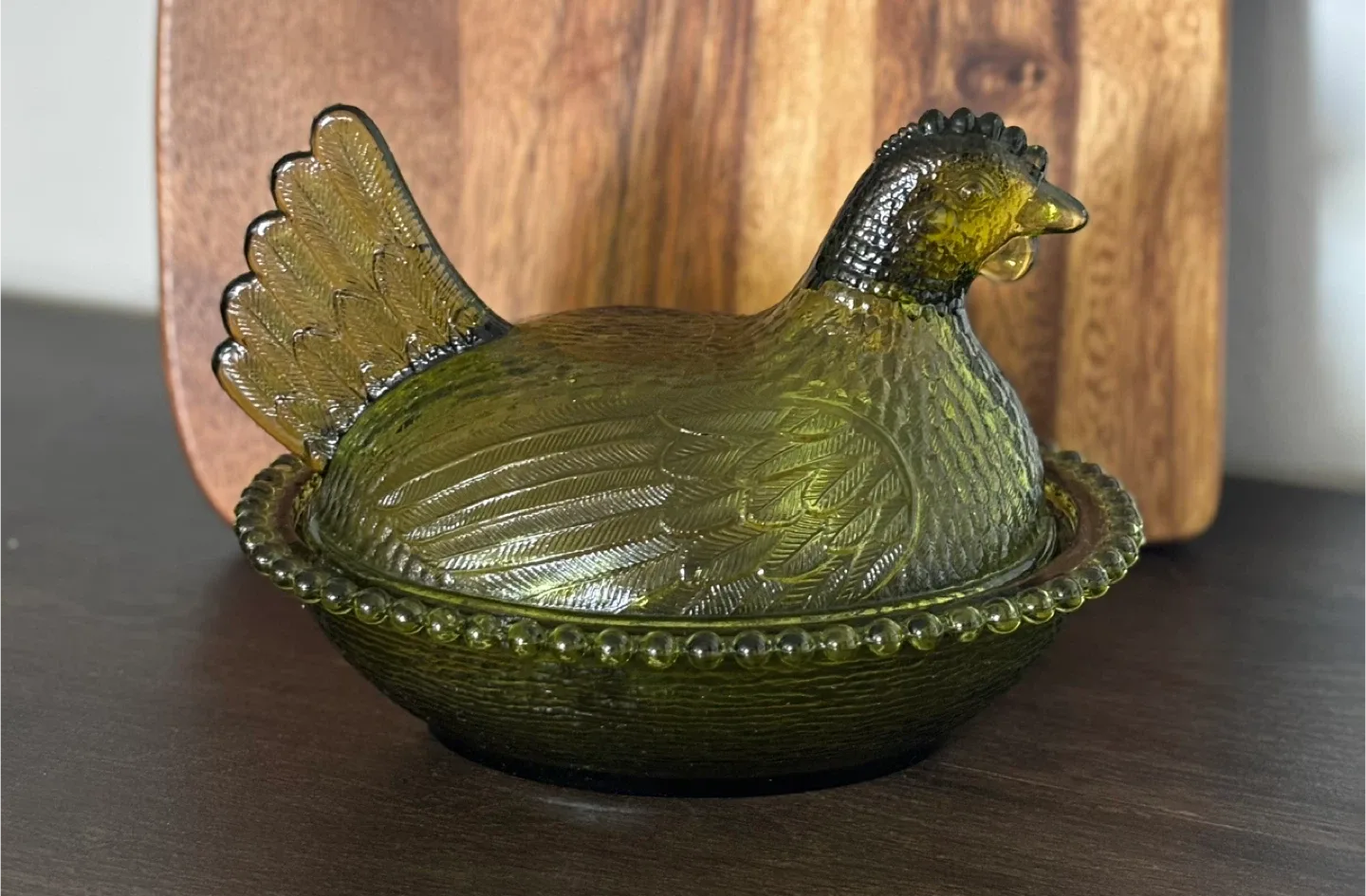 Vintage Indiana Glass MCM Hen on Nest Collectible thumbnail