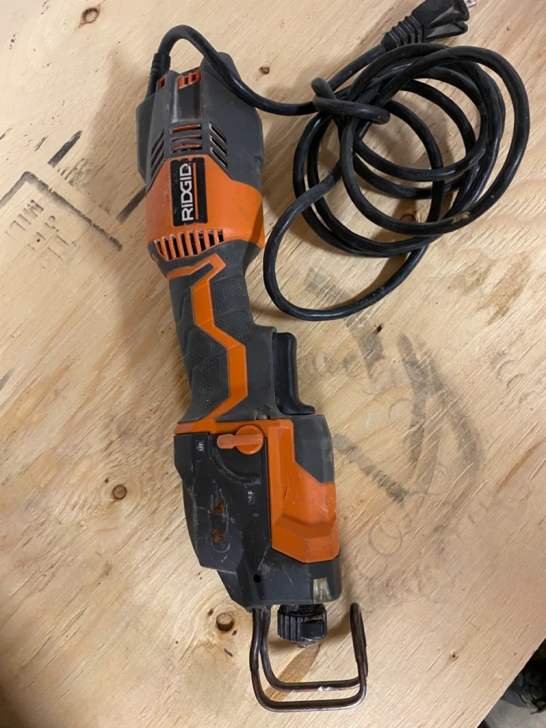 Ridgid F300 Reciprocating Saw with Case image indicator(3)