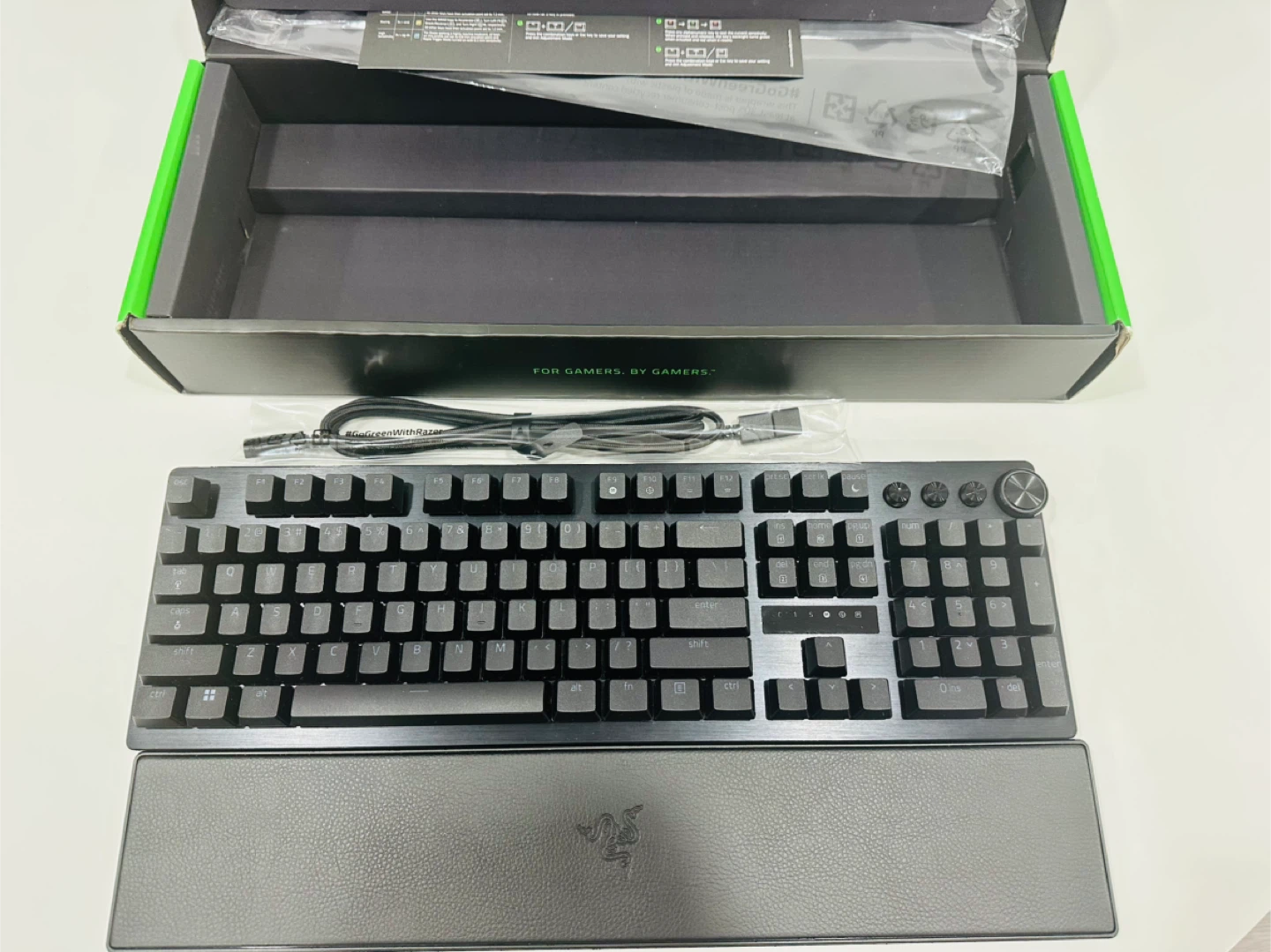 Razer Huntsman V3 Pro Keyboard - photo 3