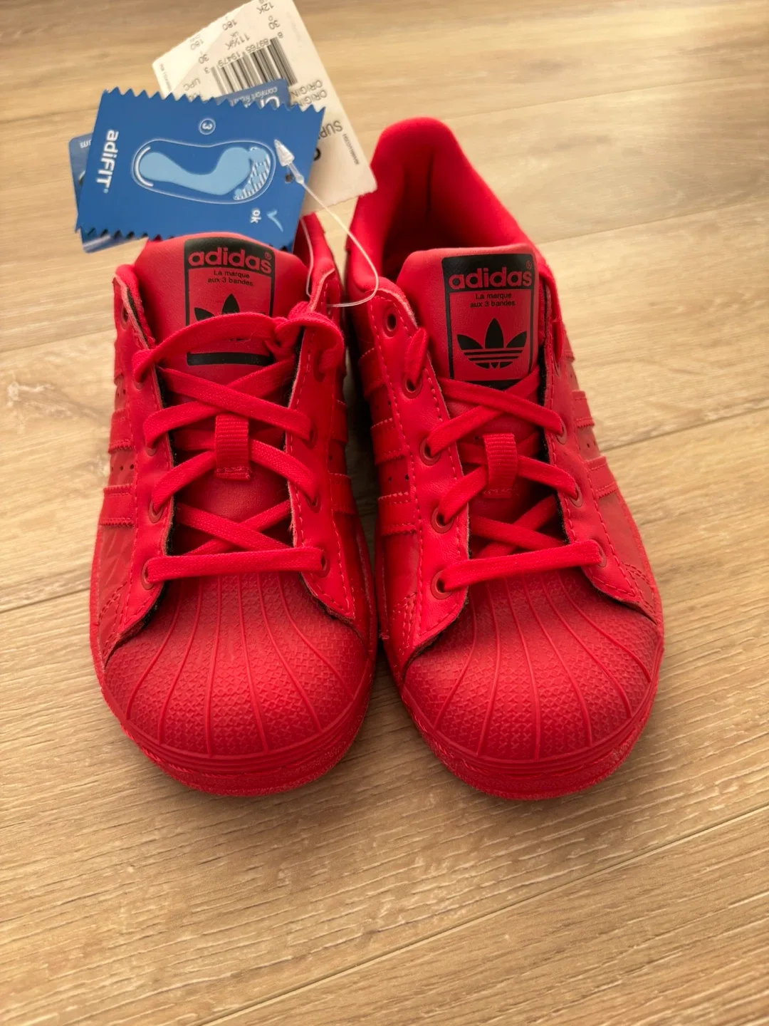 Adidas Superstar Red Youth Size 12K - BNWT image indicator(2)