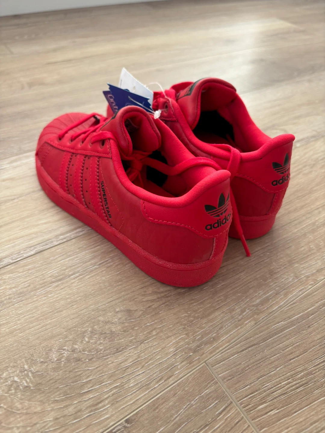 Adidas Superstar Red Youth Size 12K - BNWT - photo 4