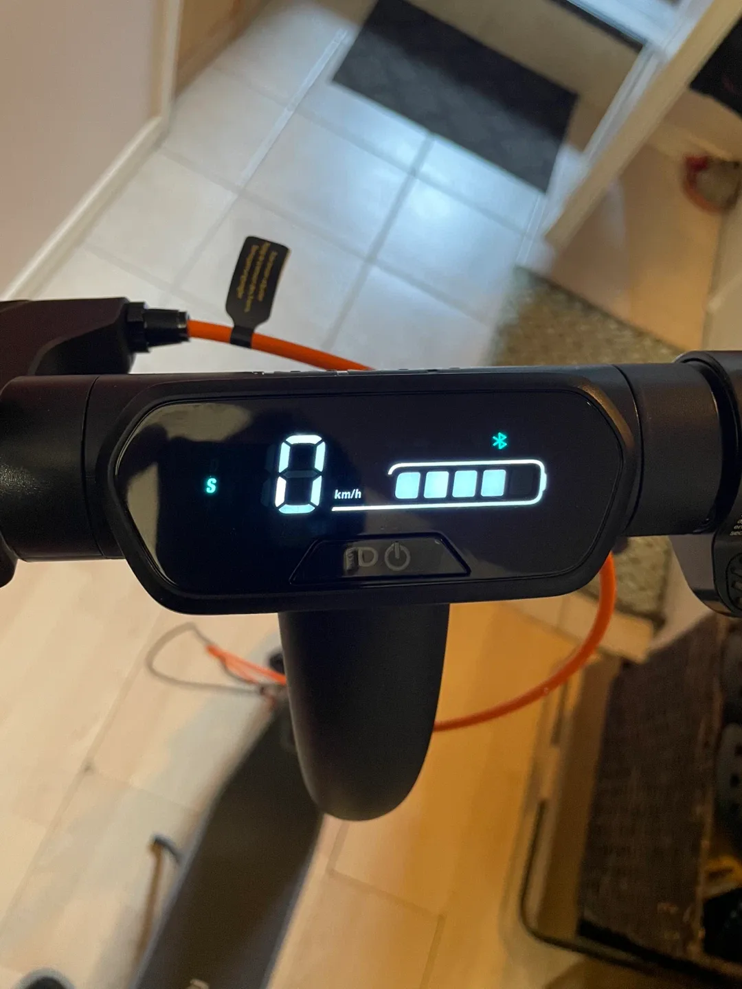 New Ninebot E2 Plus II eKickScooter image indicator(4)