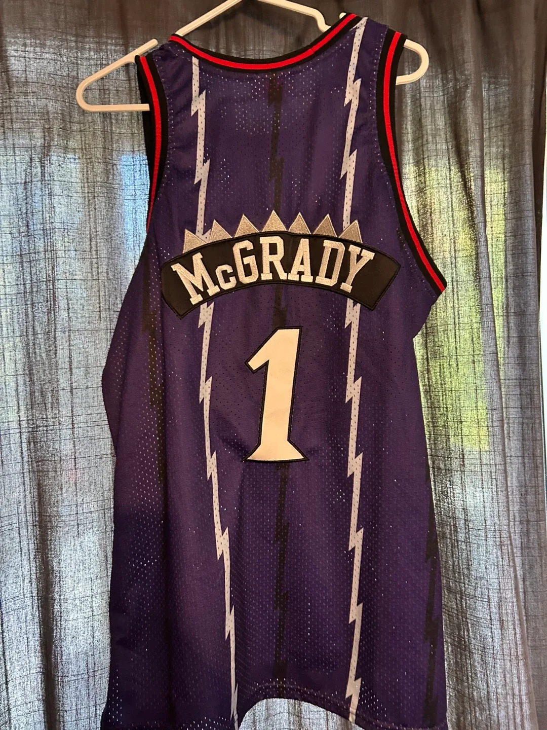 Toronto Raptors Tracy McGrady Jersey image indicator(2)