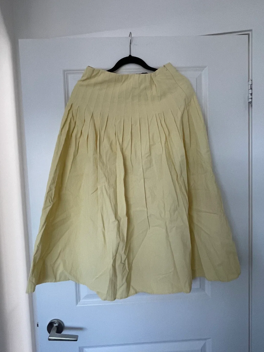 Zara Yellow Pleated Skirt - Size L thumbnail