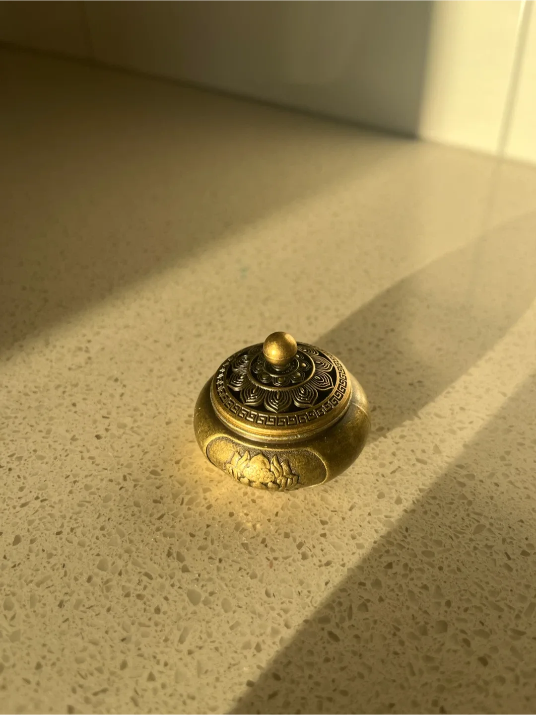 Mini Brass Incense Burner image indicator(3)
