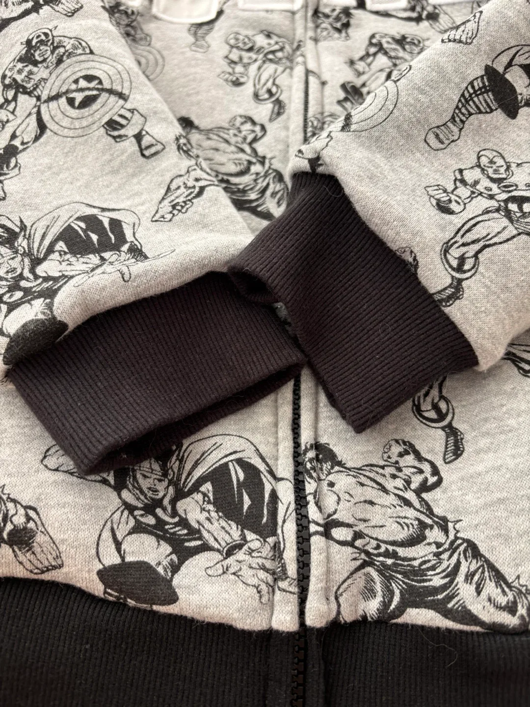 Marvel Hoodie - Size L (10/12) image indicator(4)