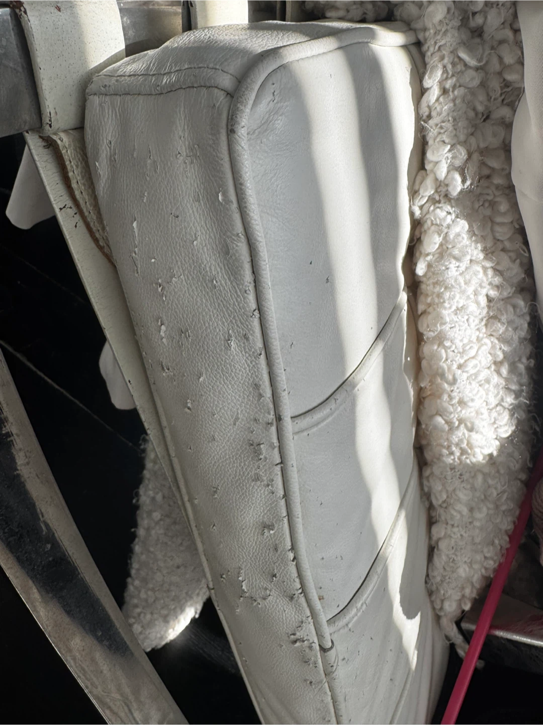 White Barcelona Chair - photo 3