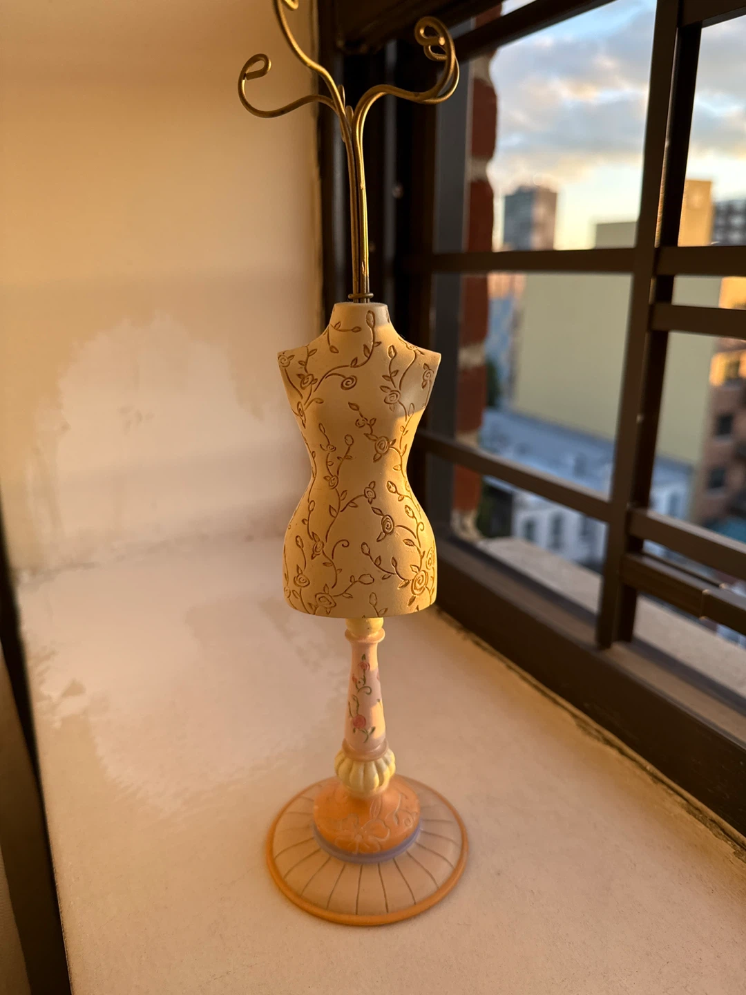 Decorative Mannequin Jewelry Holder