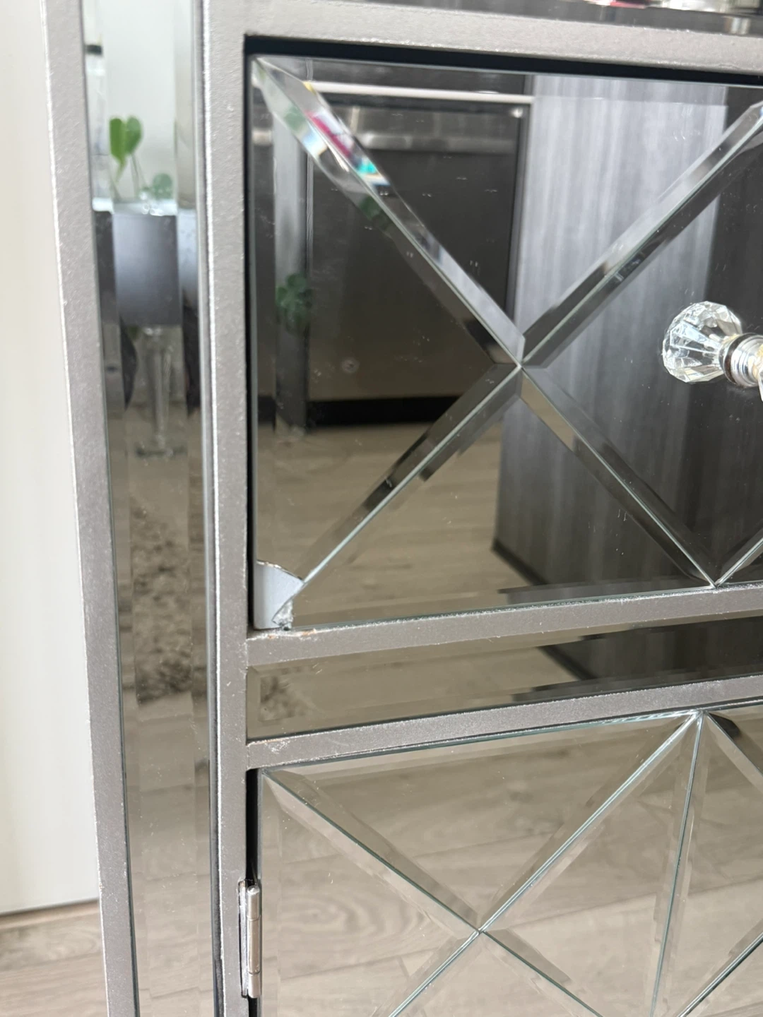 Mirrored Nightstand Bedside Table - photo 3