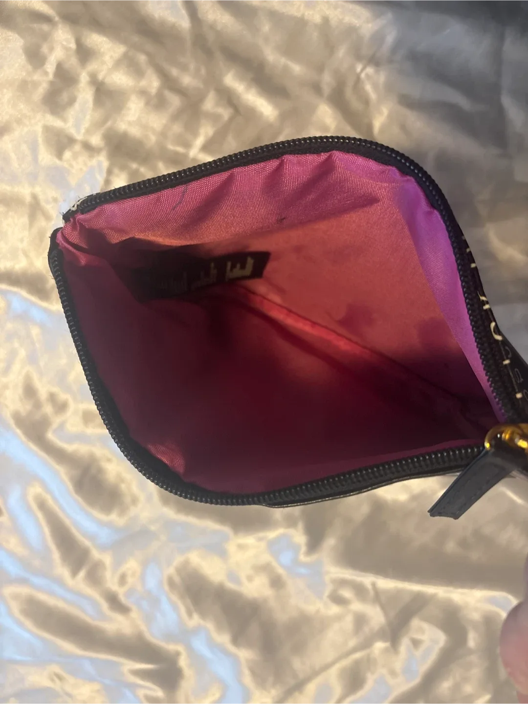 Makeup Bag - Eyeliner, Lipstick, Mascara Print image indicator(2)