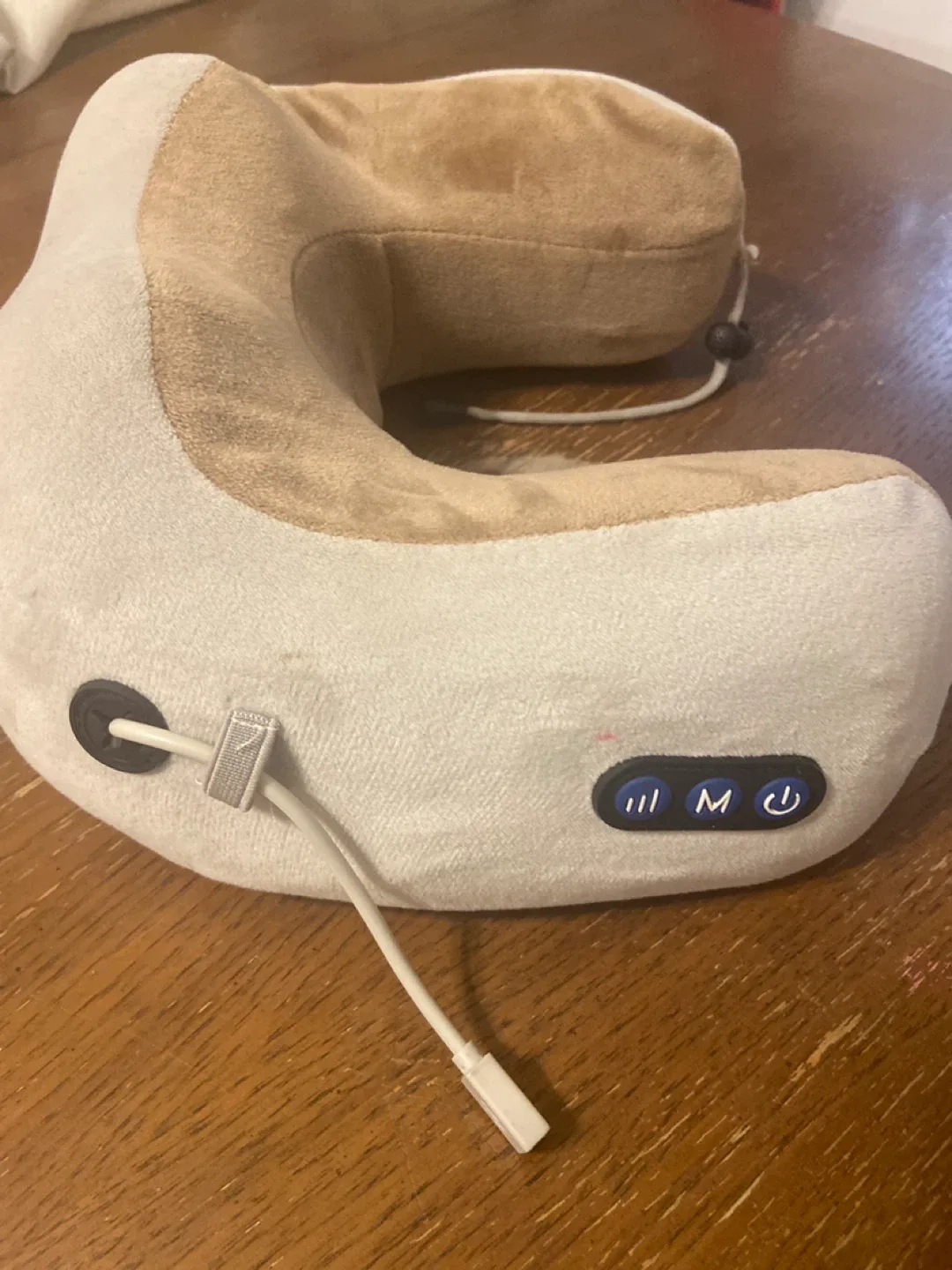 Massage U-Shaped Travel Neck Pillow image indicator(3)