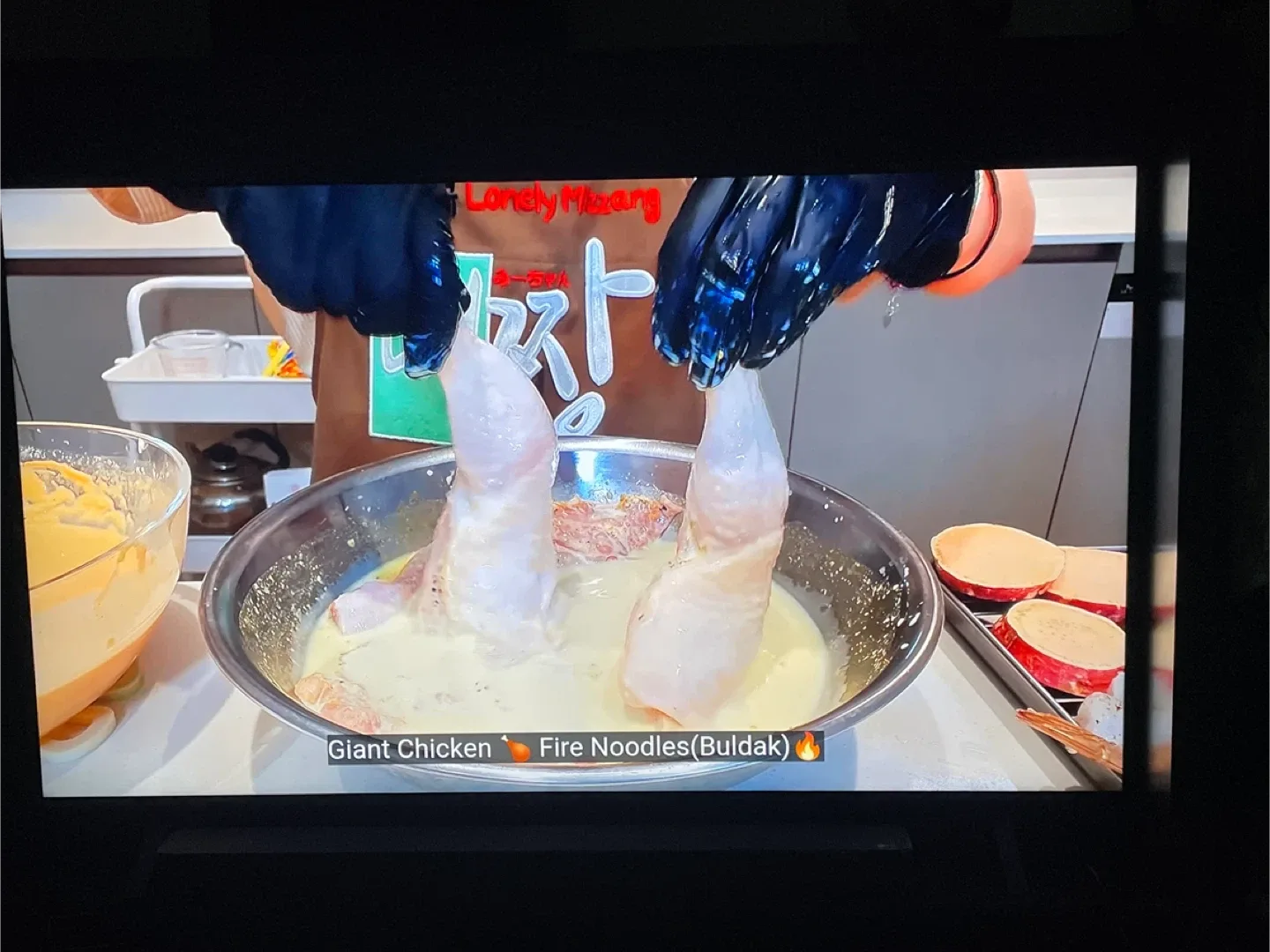 LG Smart TV with webOS 🧡 image indicator(7)