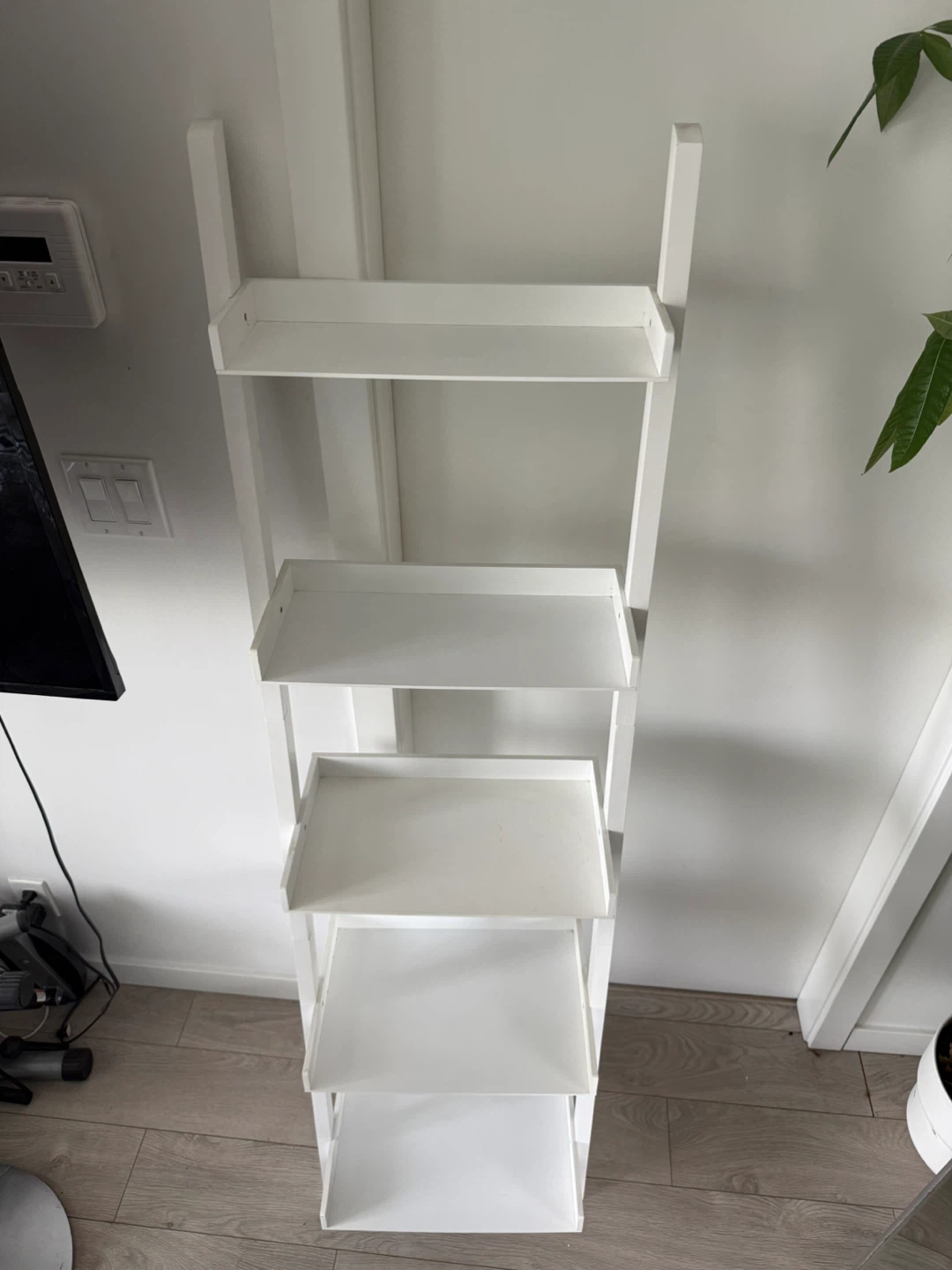 White Ladder Shelf - photo 3