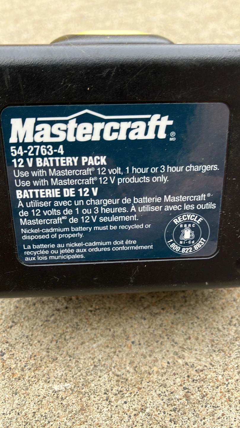 Mastercraft Old 12V Battery - photo 3