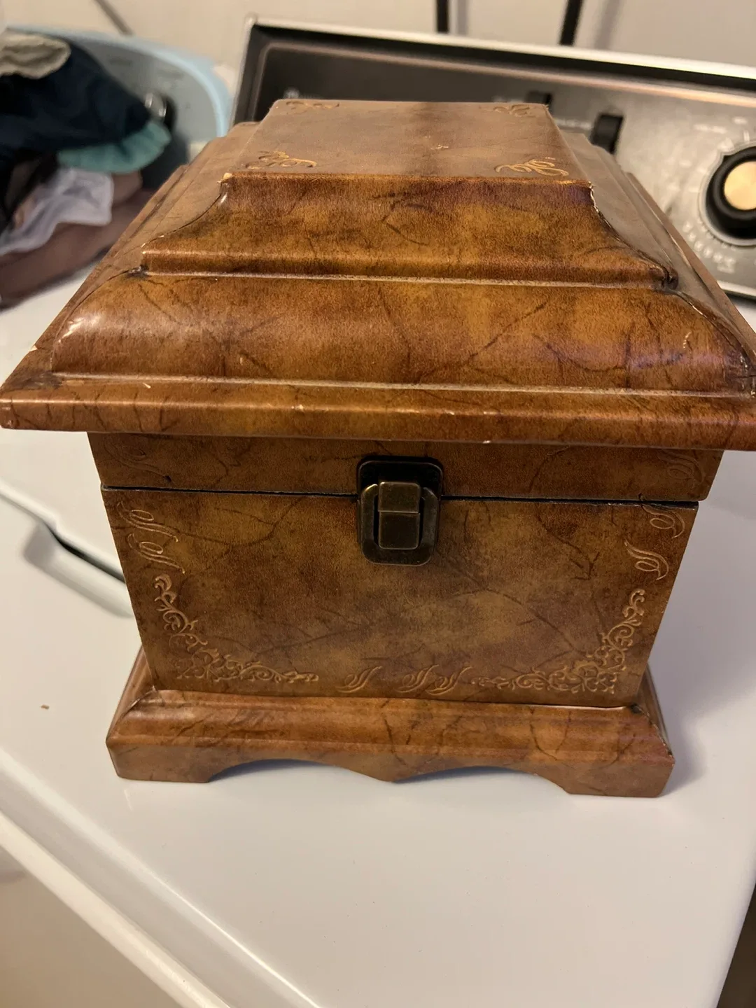 Wooden Decorative Box thumbnail