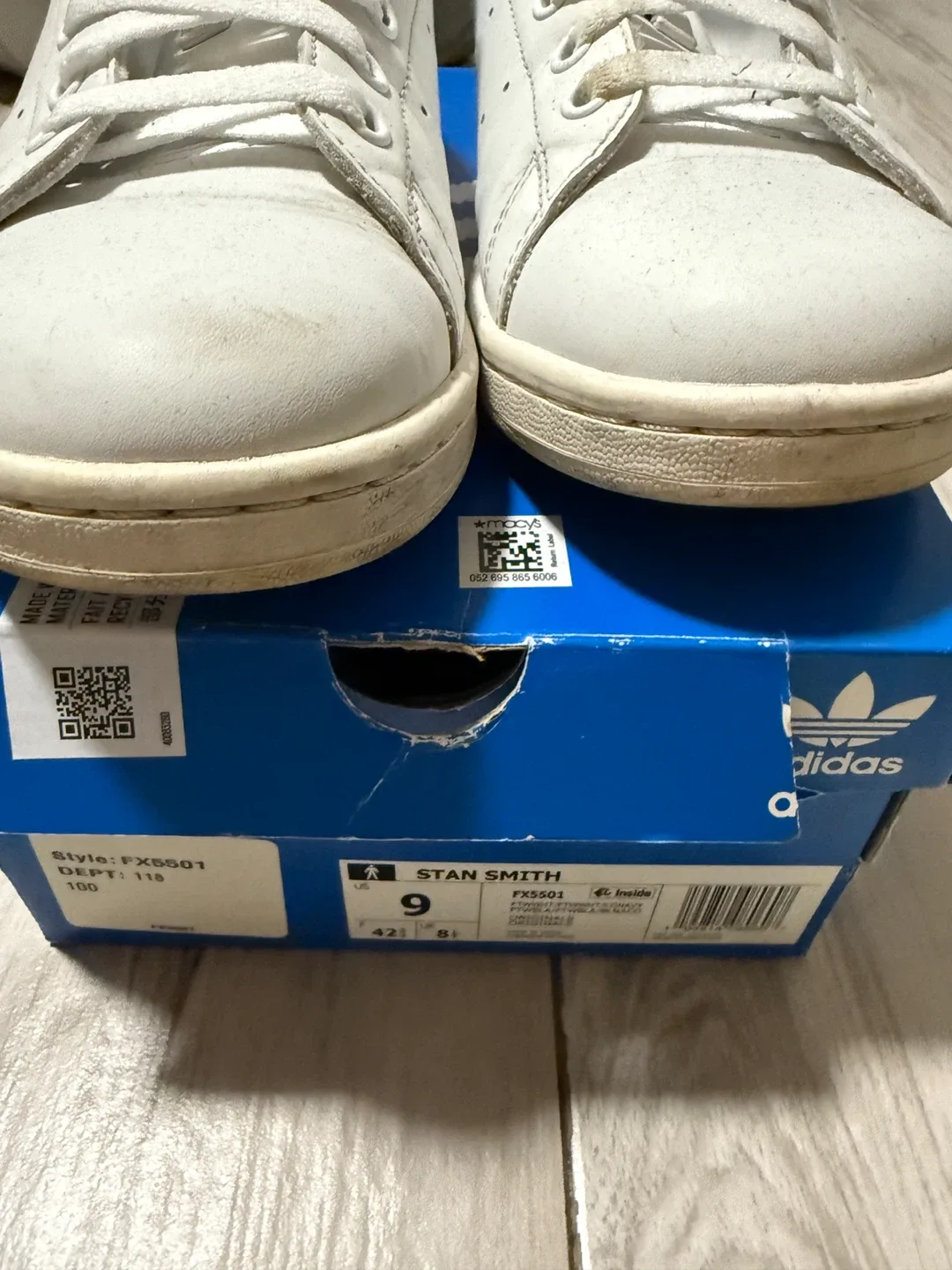 Adidas Stan Smith White Sneakers - US Size 9 image indicator(4)