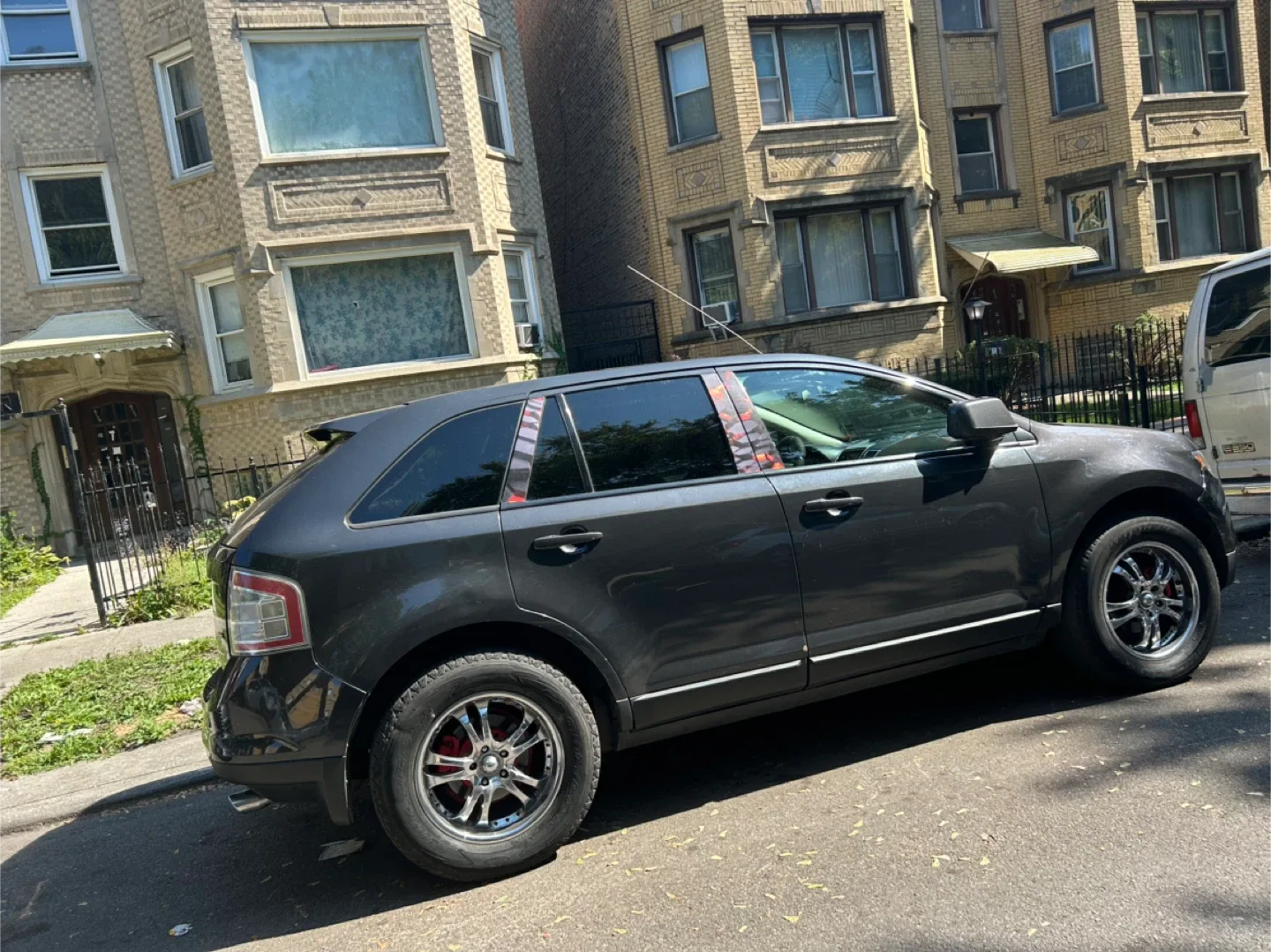 Ford Edge SUV image indicator(2)