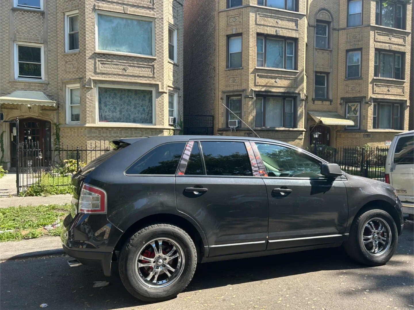 Ford Edge SUV image indicator(3)