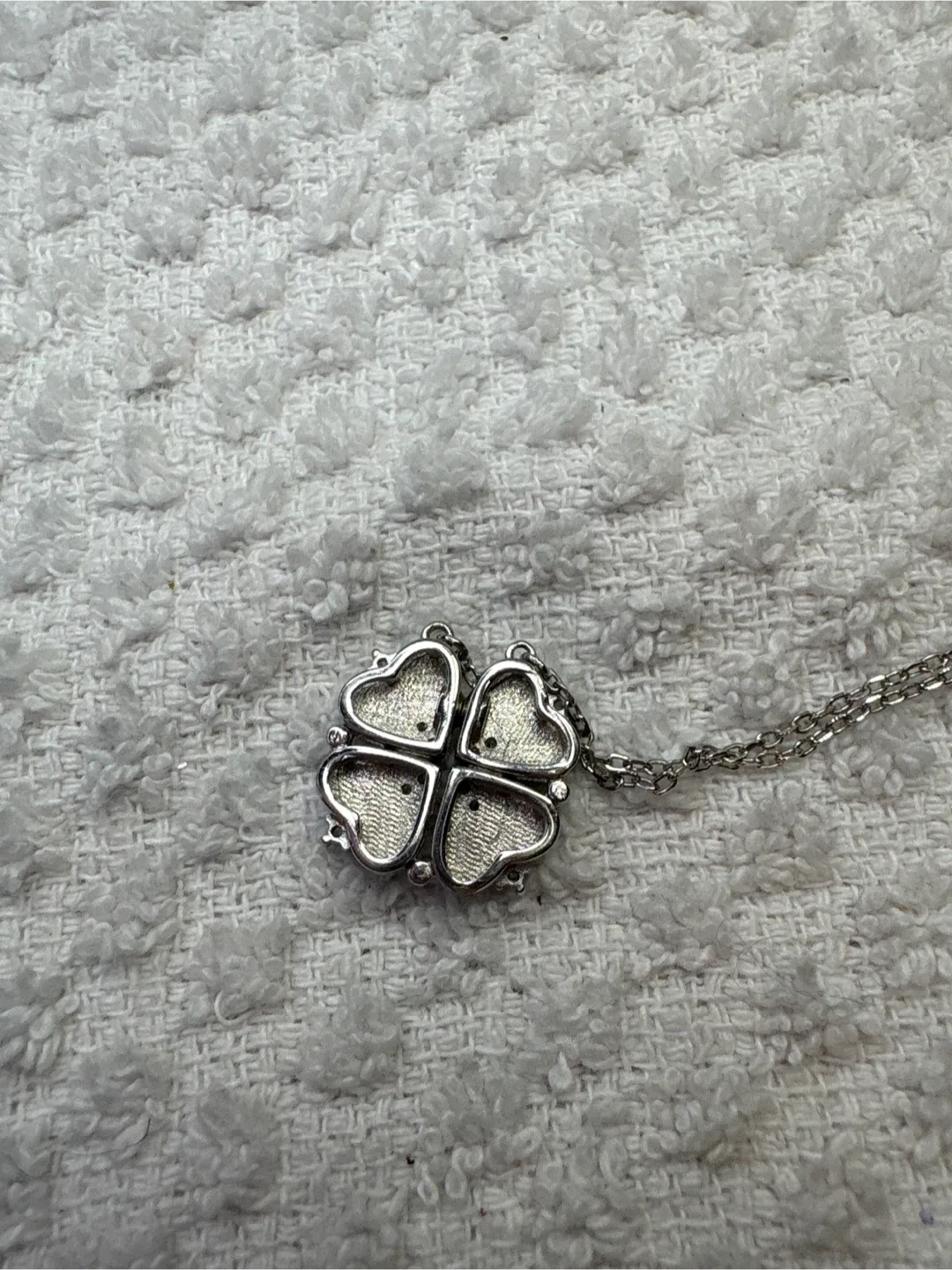 Four Leaf Clover Necklace . Sterling. image indicator(6)