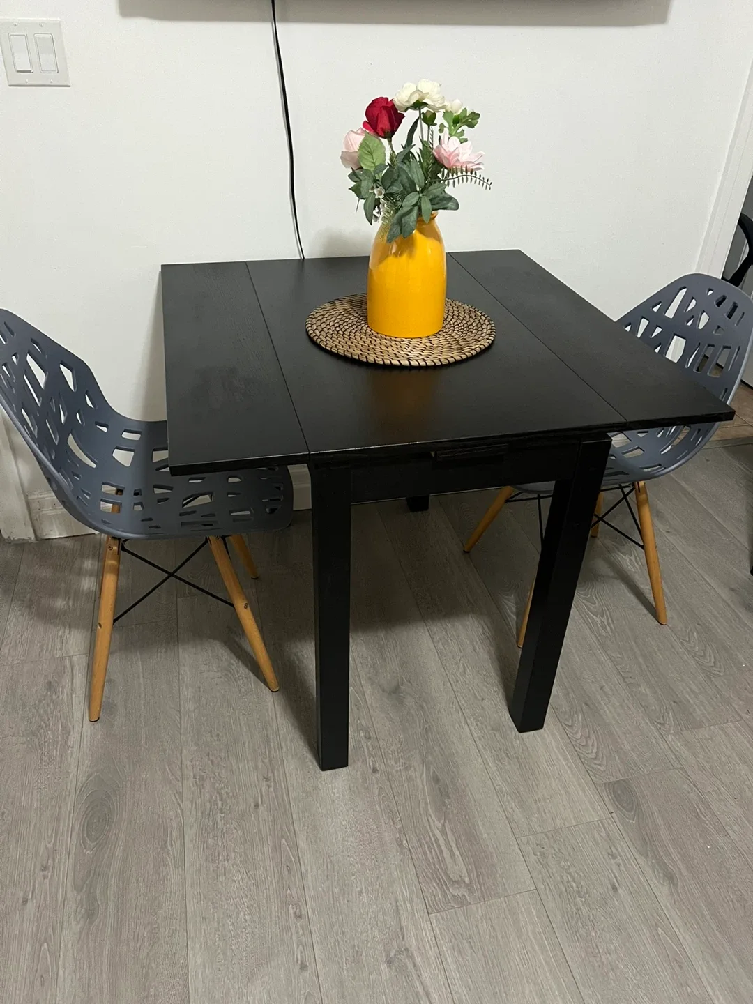 Extendable Dining Table with 2 Chairs,delivery available thumbnail