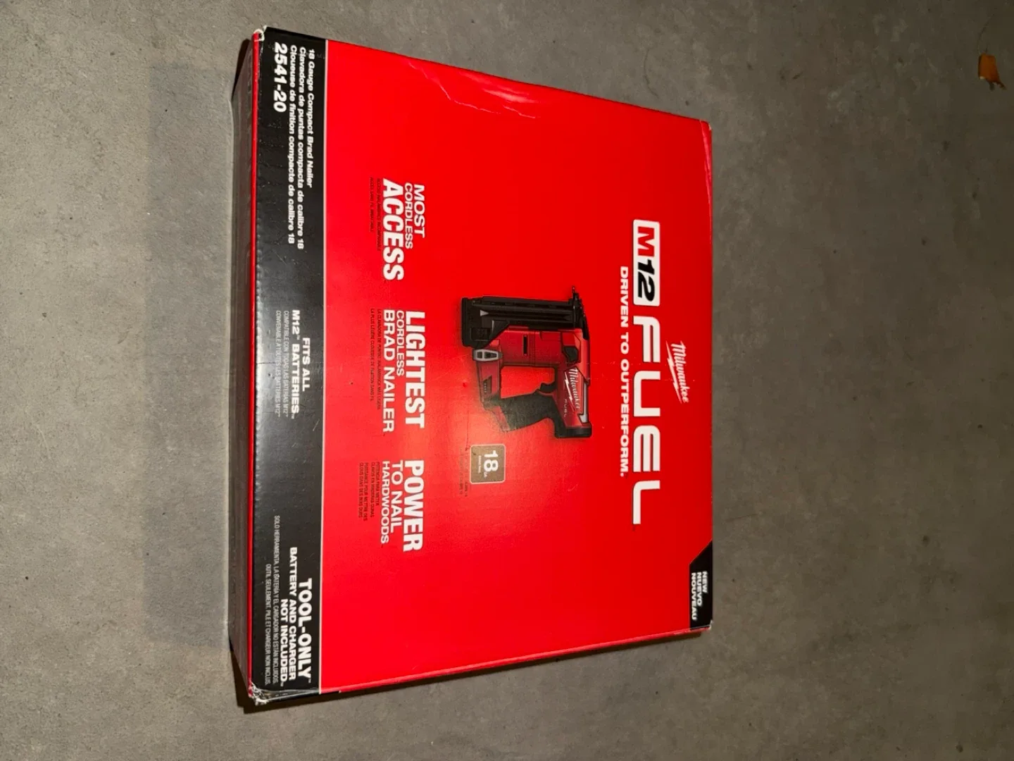 Milwaukee M12 FUEL 12V Brad Nailer Kit - New image indicator(3)