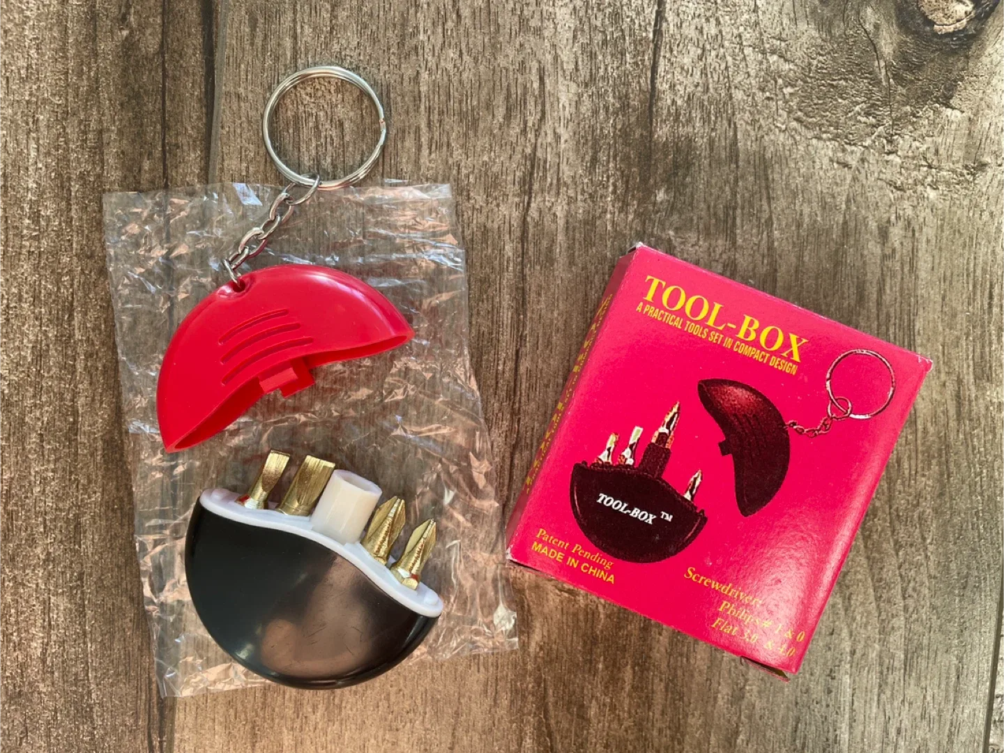 BRAND NEW - Screwdriver Keychain thumbnail