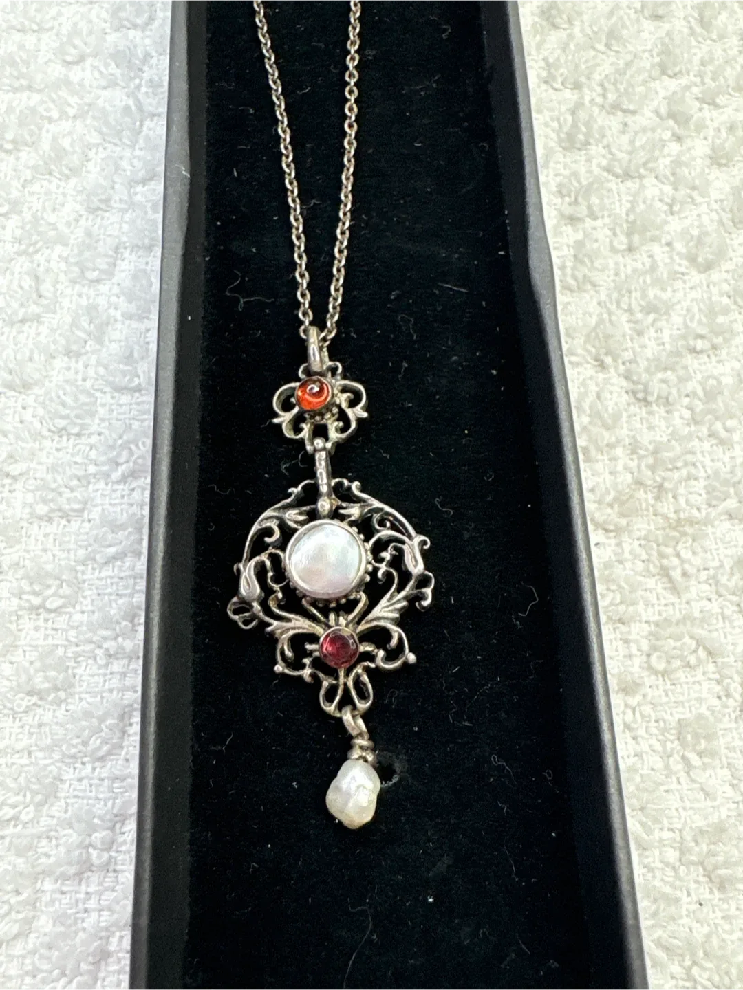 Victorian pendant Necklace with Pearl image indicator(2)