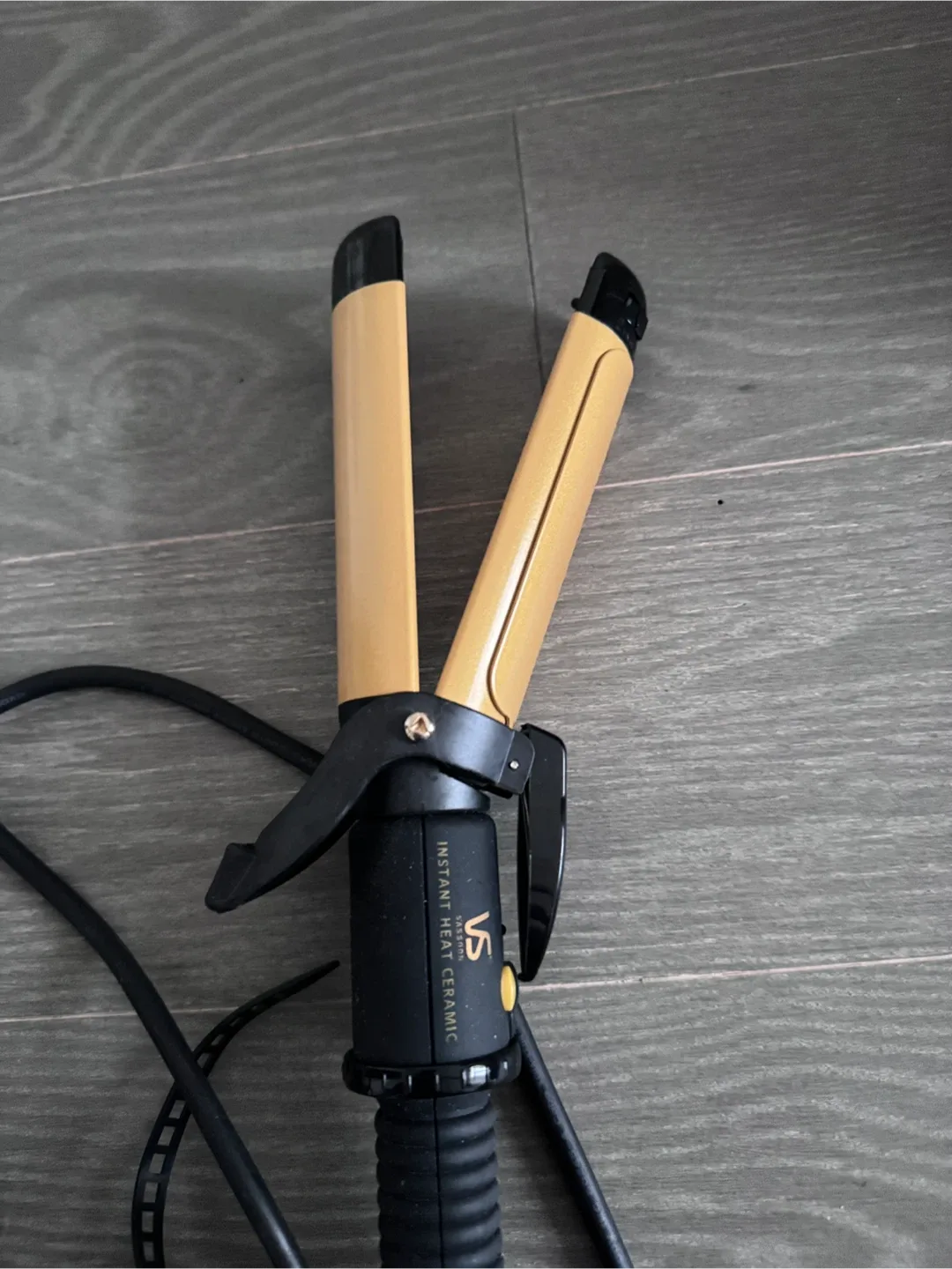 Hair Styling Tools - Curling Irons Straightener image indicator(5)