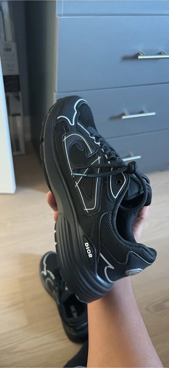 Dior Men's B30 Sneaker - Black image indicator(2)