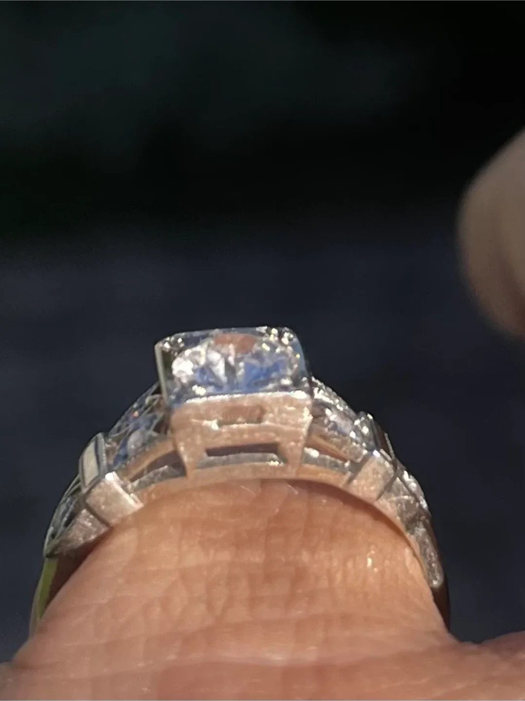 Antique Diamond Engagement Ring image indicator(2)