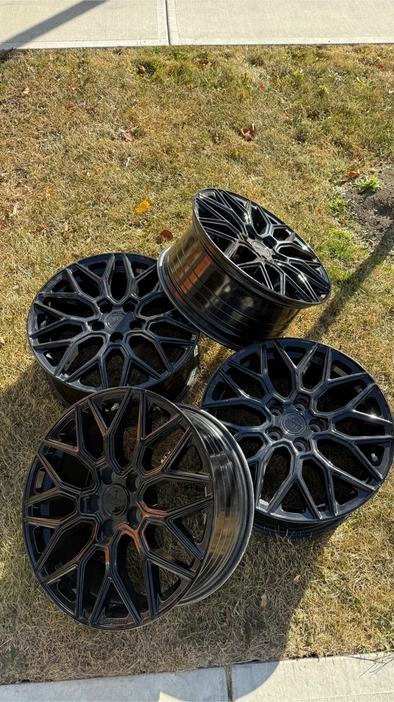 Envy 18” rims (5x114.3)