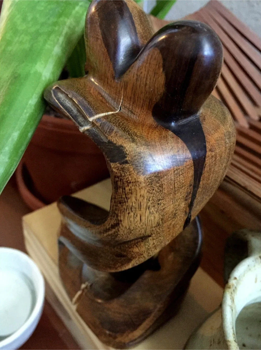 Vintage LOVERS Wooden Sculpture image indicator(6)