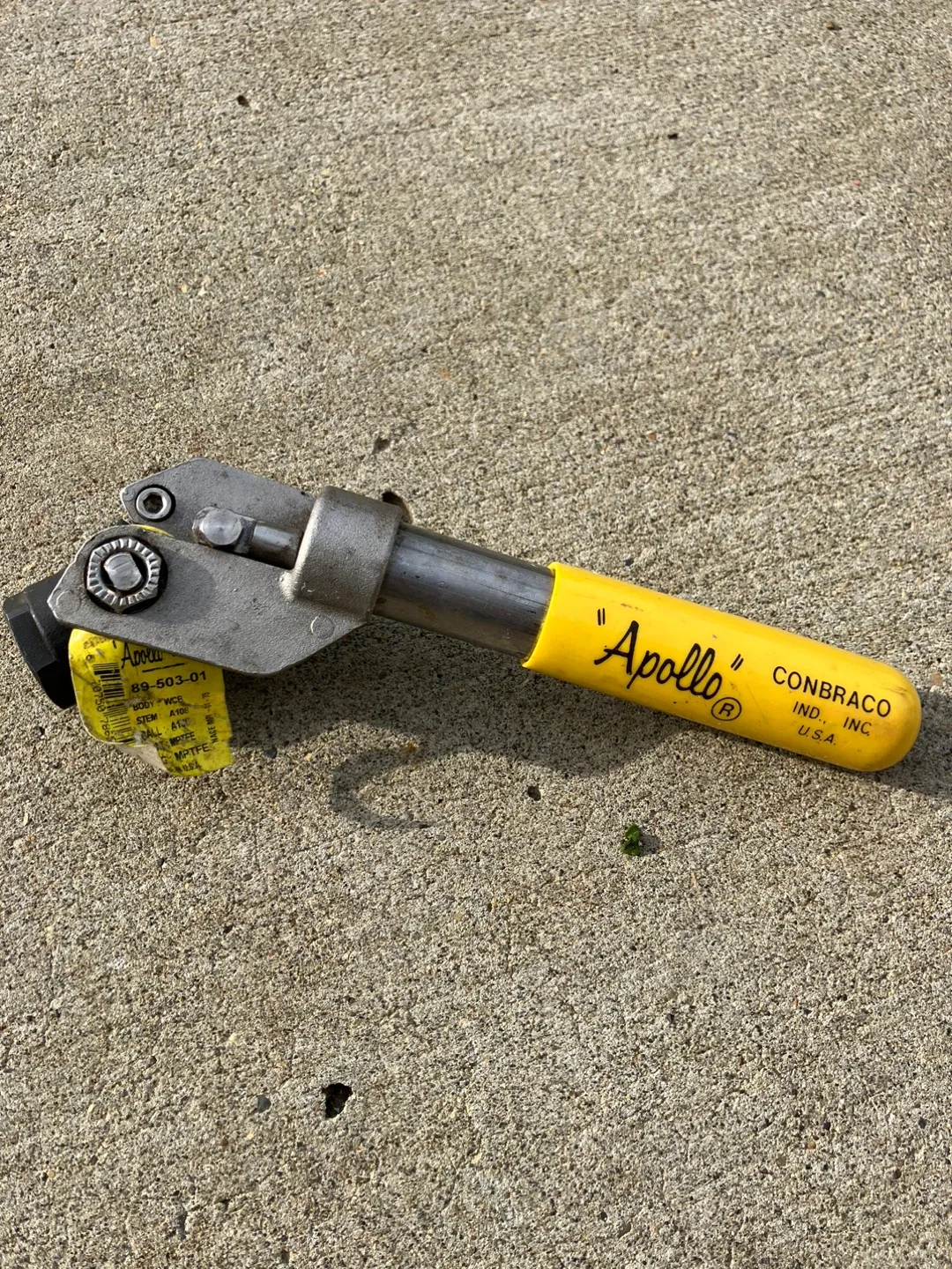 Apollo Manual Two-Way Ball Valve 89-503-01 thumbnail