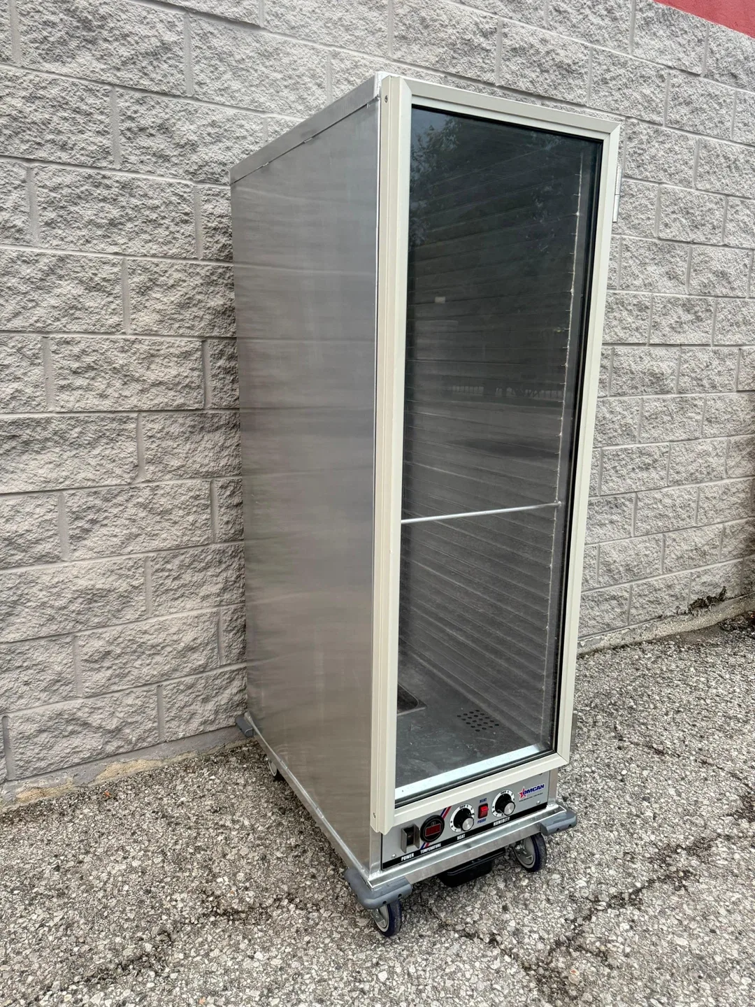 Omcan Heated Proofer Cabinet image indicator(4)