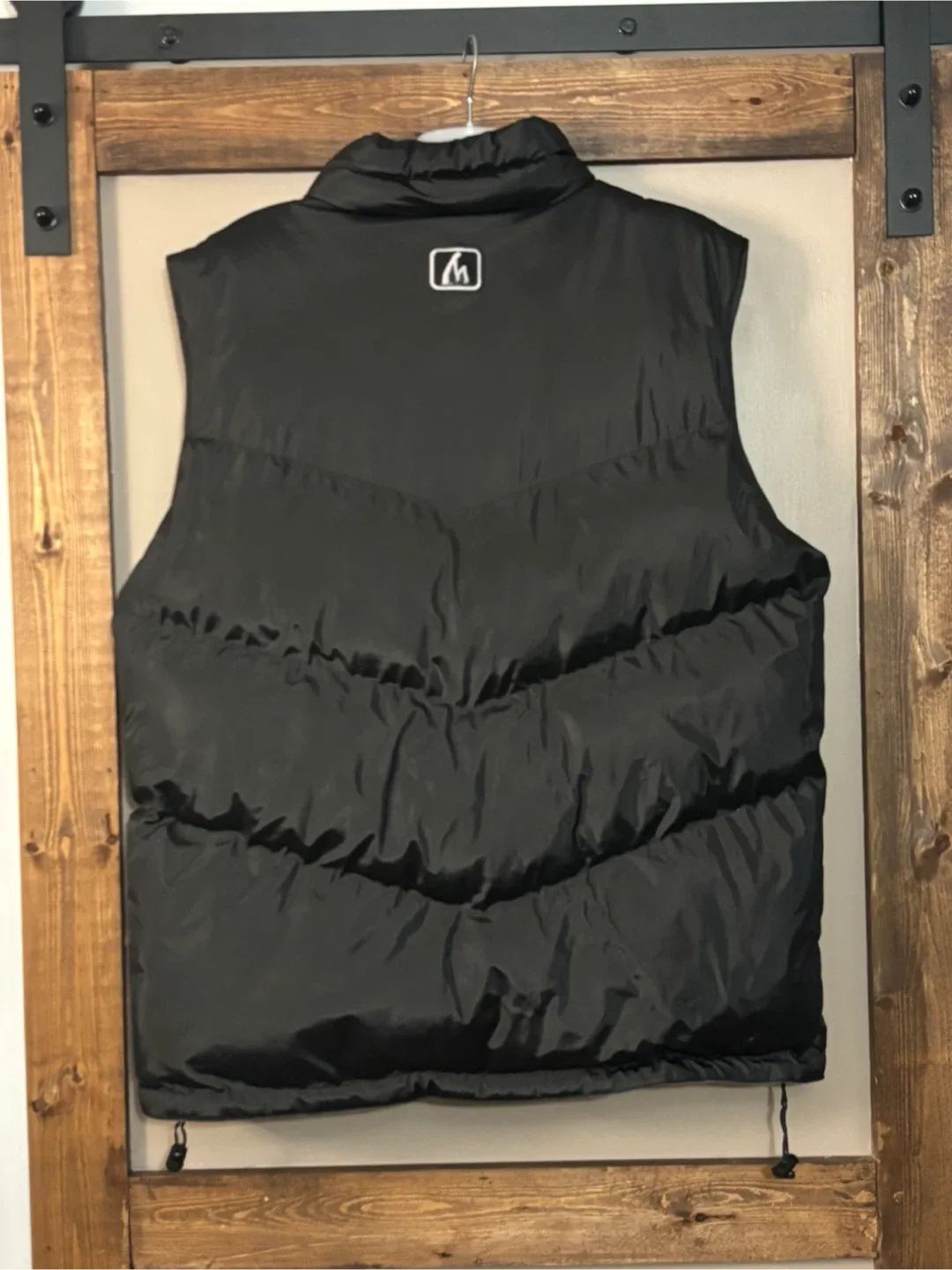 Mecca XL Black Puffer Vest image indicator(2)