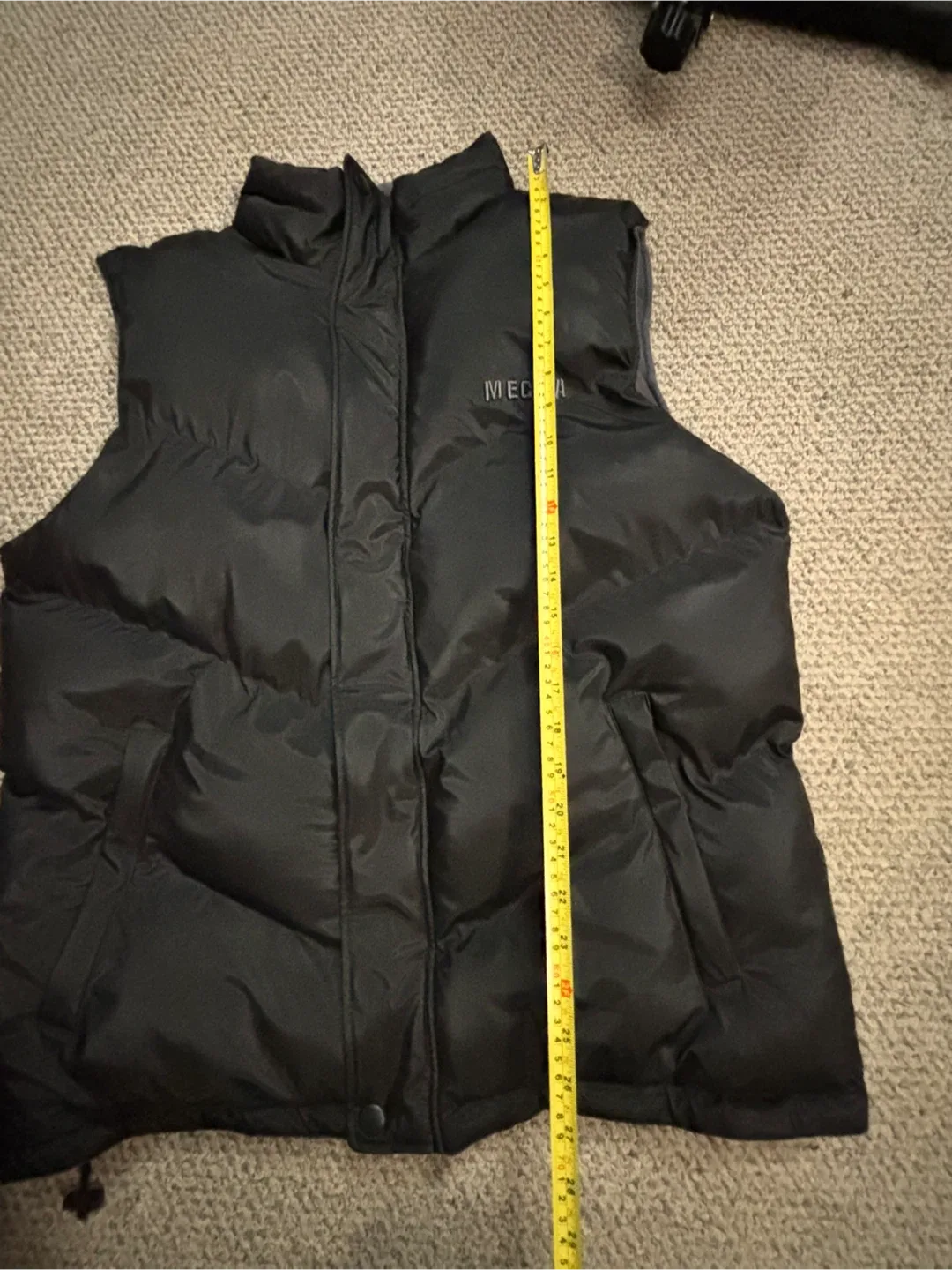 Mecca XL Black Puffer Vest image indicator(7)