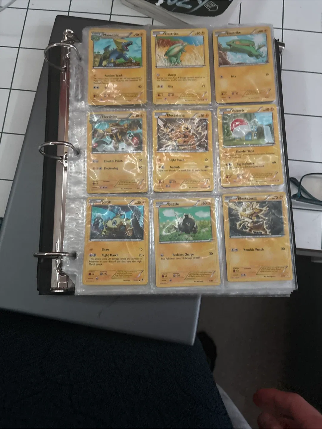 Pokemon Card Binder image indicator(5)