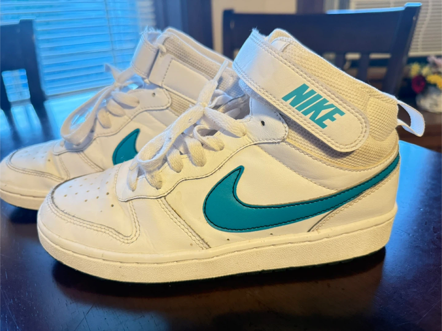 Youth Nike sneackers- size 5.5Y