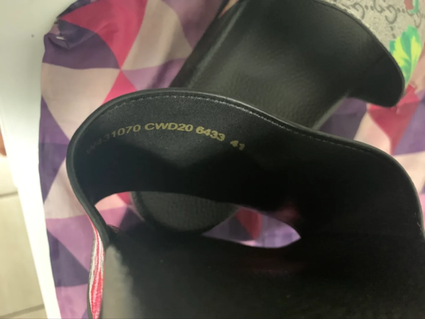 Gucci Floral Slides - Size 41 image indicator(4)