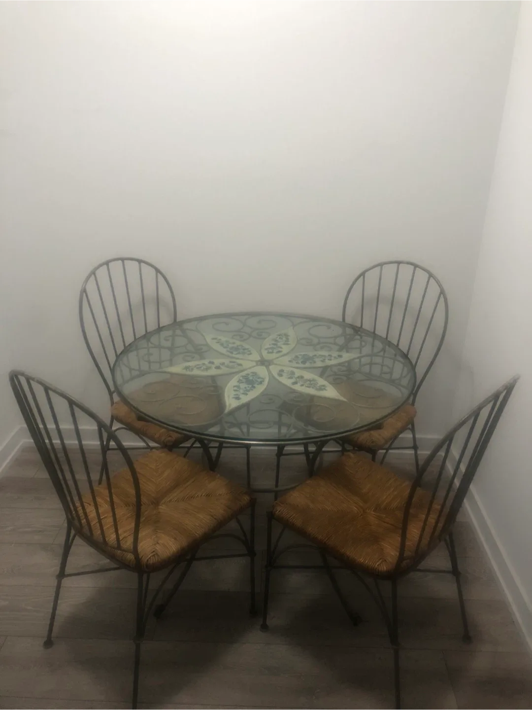 Glass Top Dining Table with 4 Wicker Chairs thumbnail