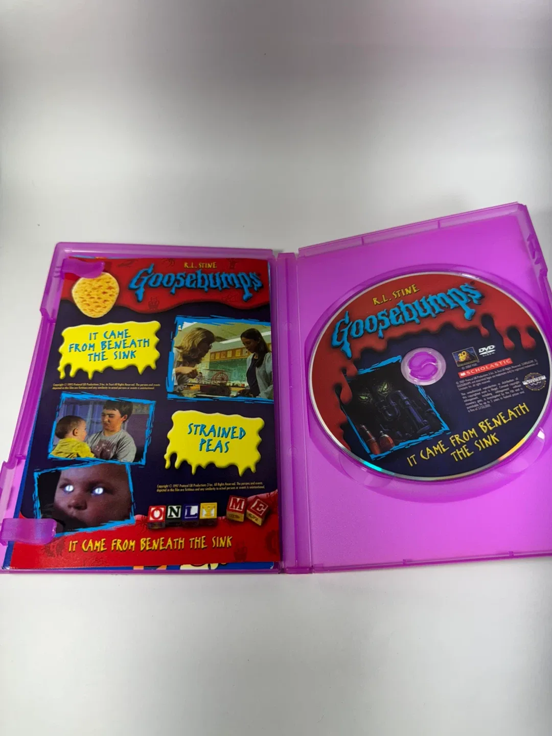 Goosebumps: It Came From Beneath the Sink DVD image indicator(2)
