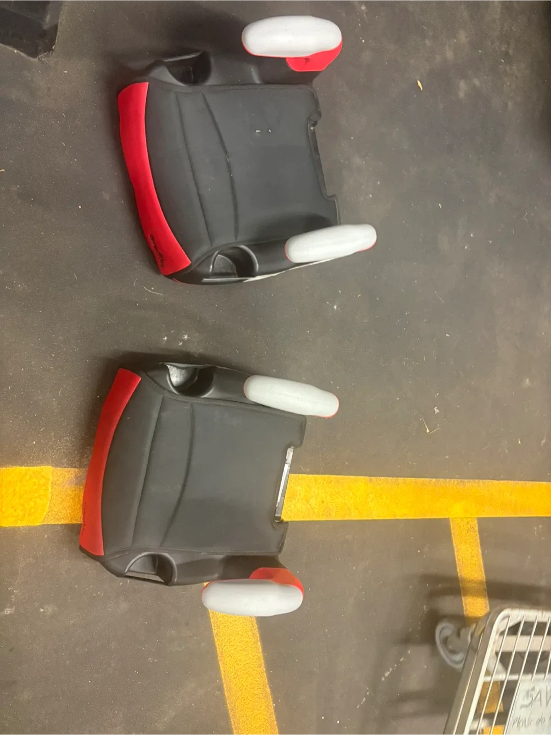 Evenflo Booster Car Seat - Red & Black image indicator(3)