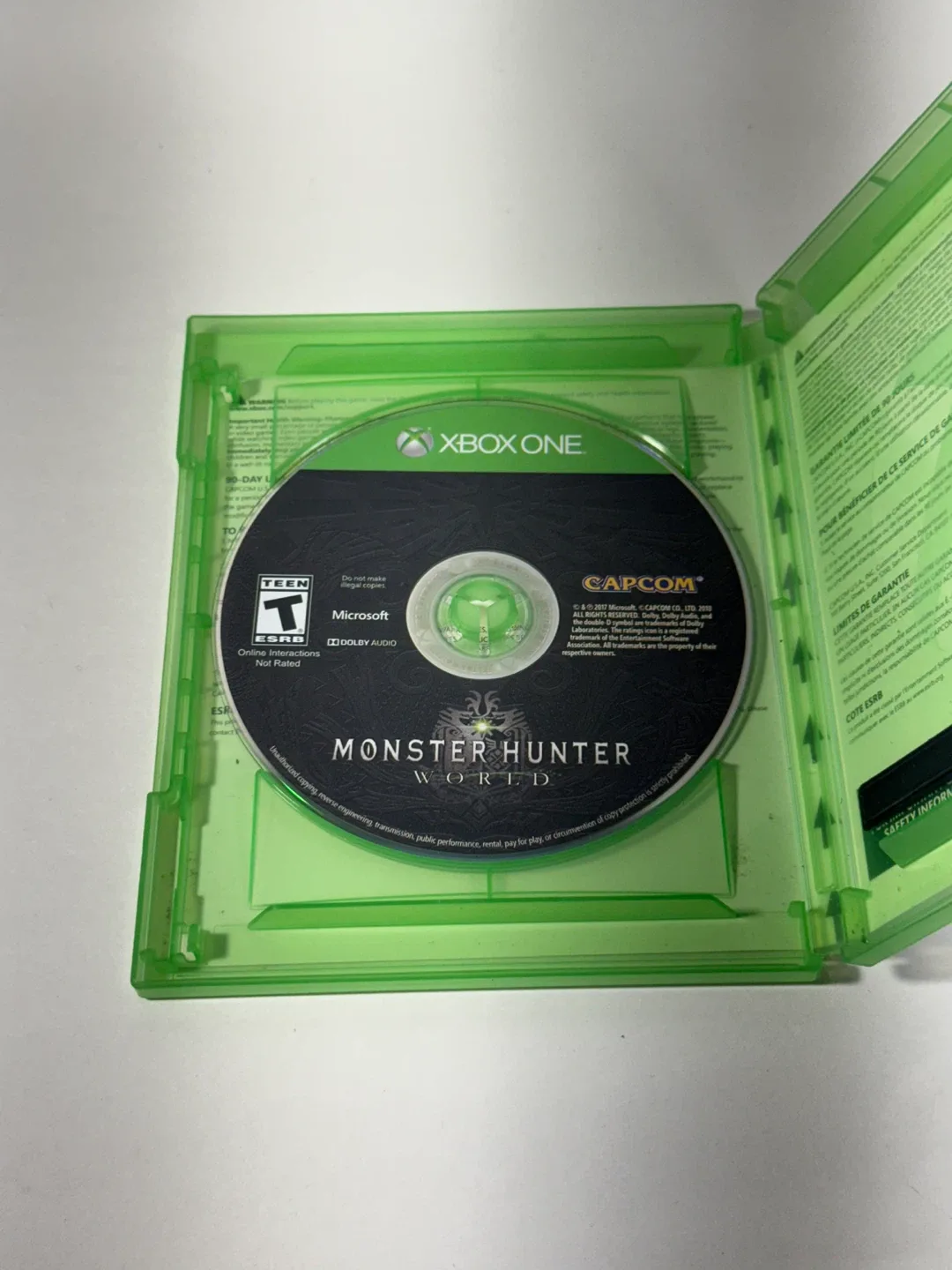 Monster Hunter World - Xbox One Game image indicator(2)