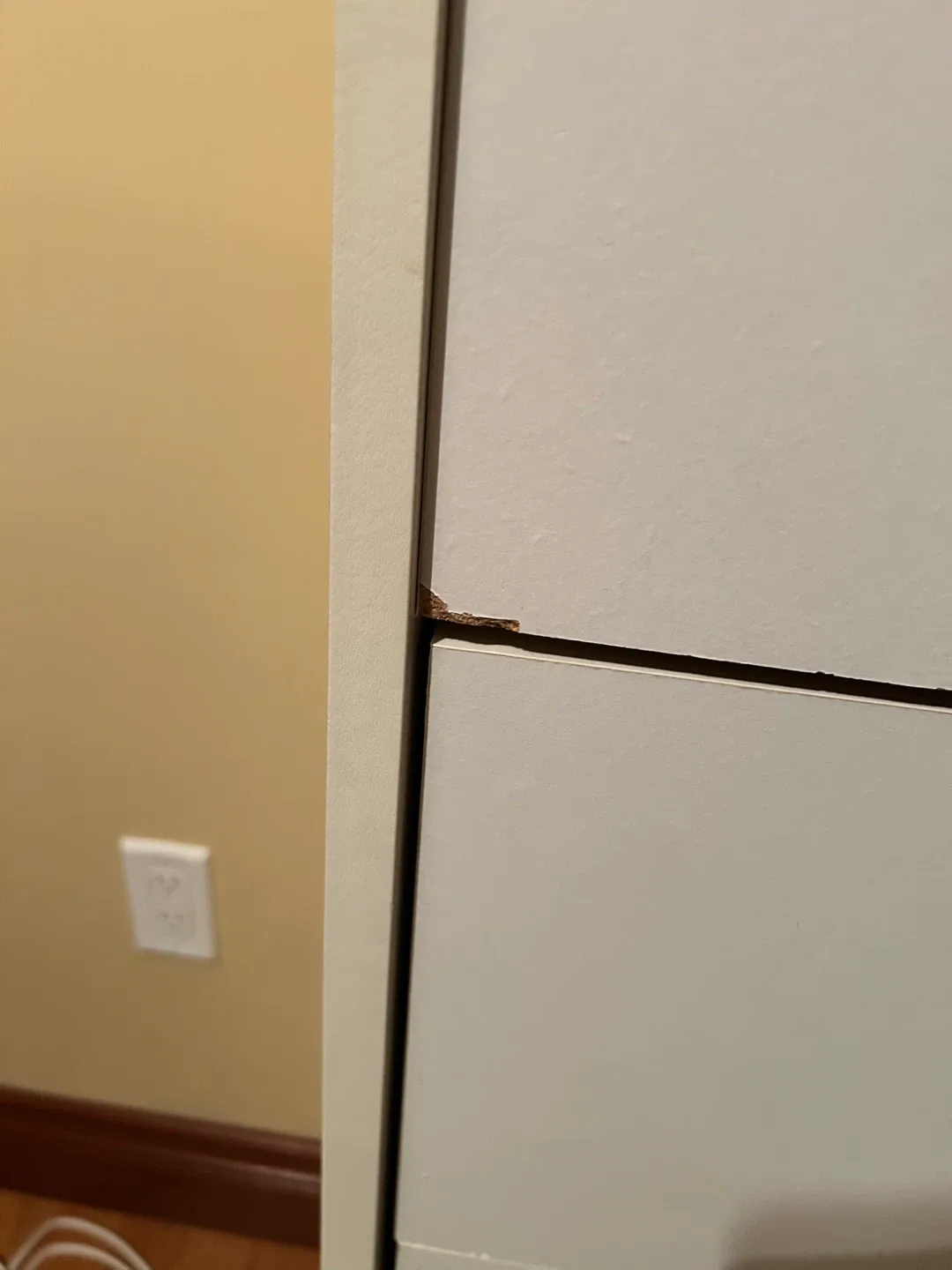 White 5-Drawer Dresser image indicator(6)