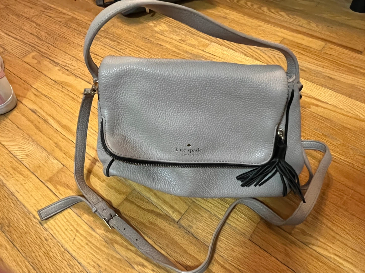 Kate Spade beige/ Grey Leather Shoulder Bag