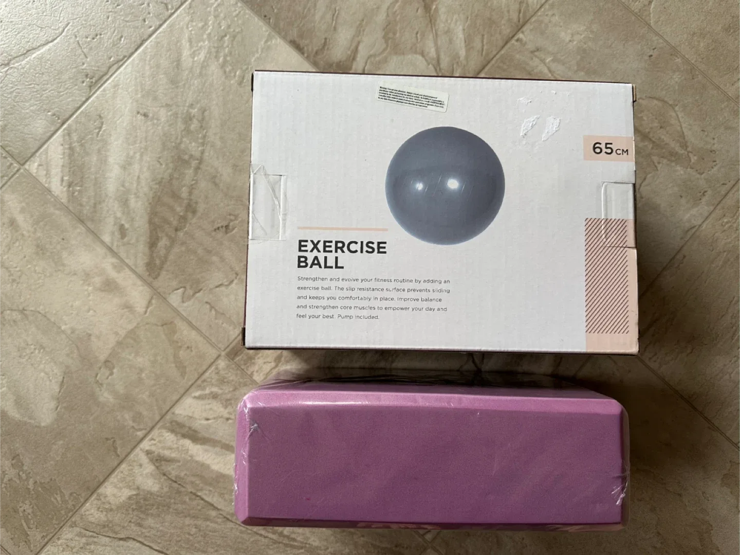 Danskin 65cm Exercise Ball + Yoga Block image indicator(3)
