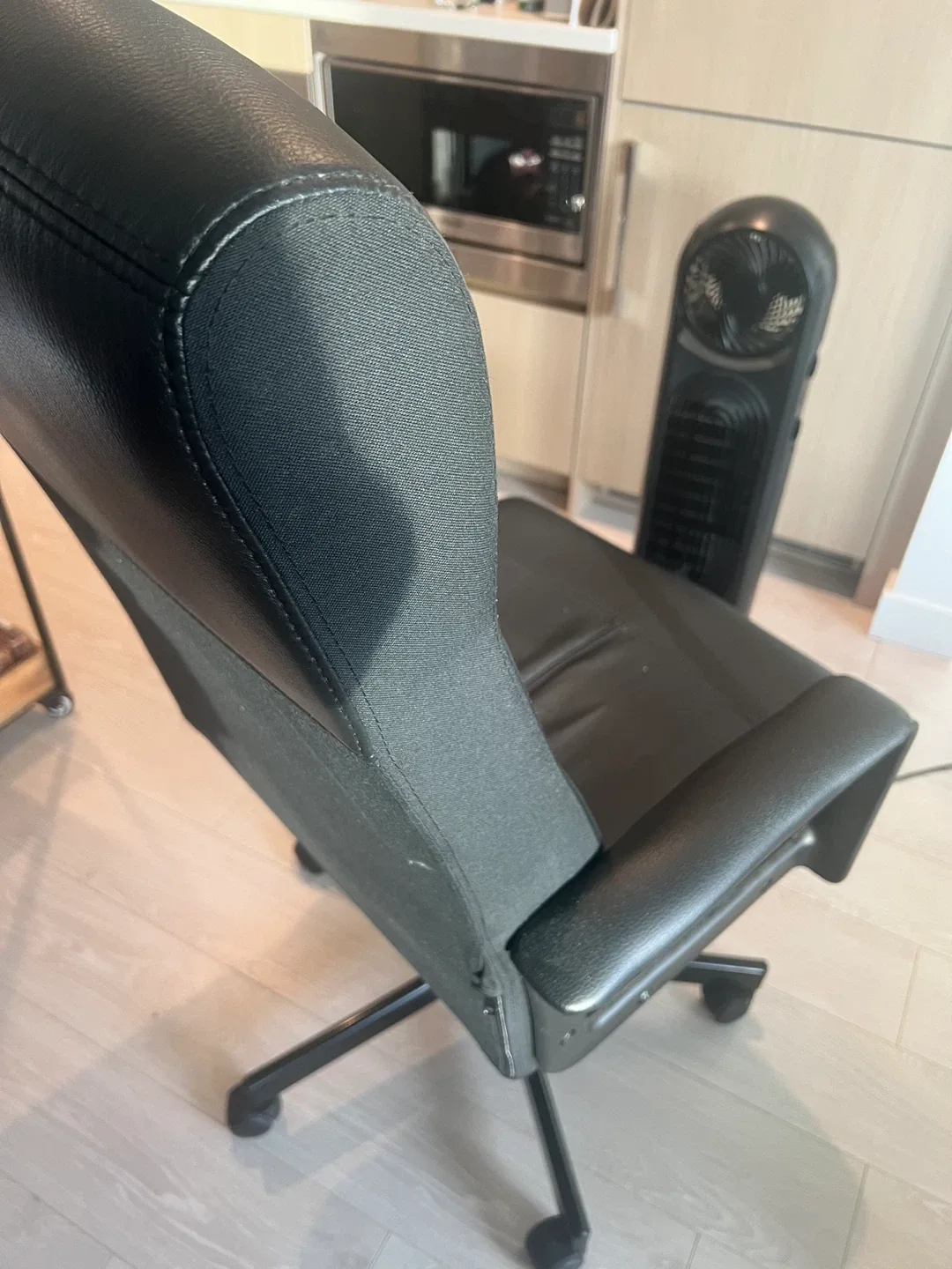 IKEA Black Office Chair Millberget image indicator(2)