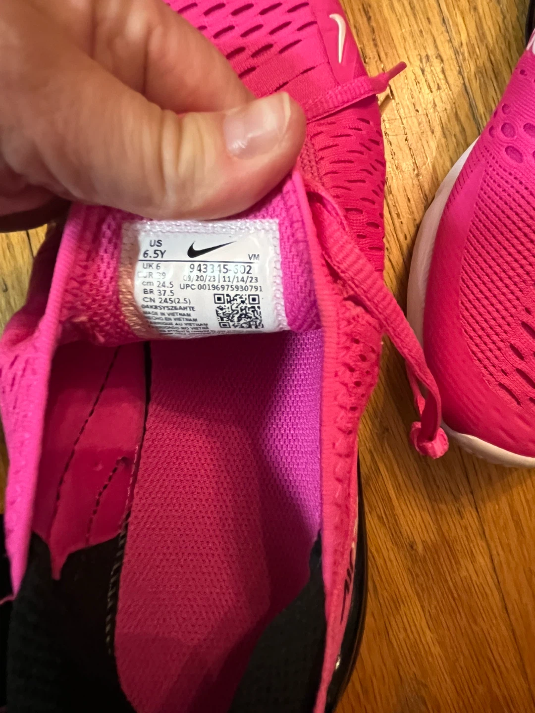 Nike Air Max 270 - Pink - Size 6.5Y/ 8 women’s - photo 4