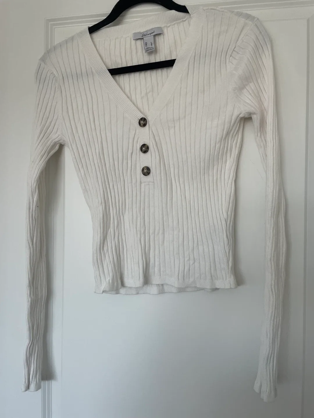 ReVamped White Ribbed Long Sleeve - Size L thumbnail