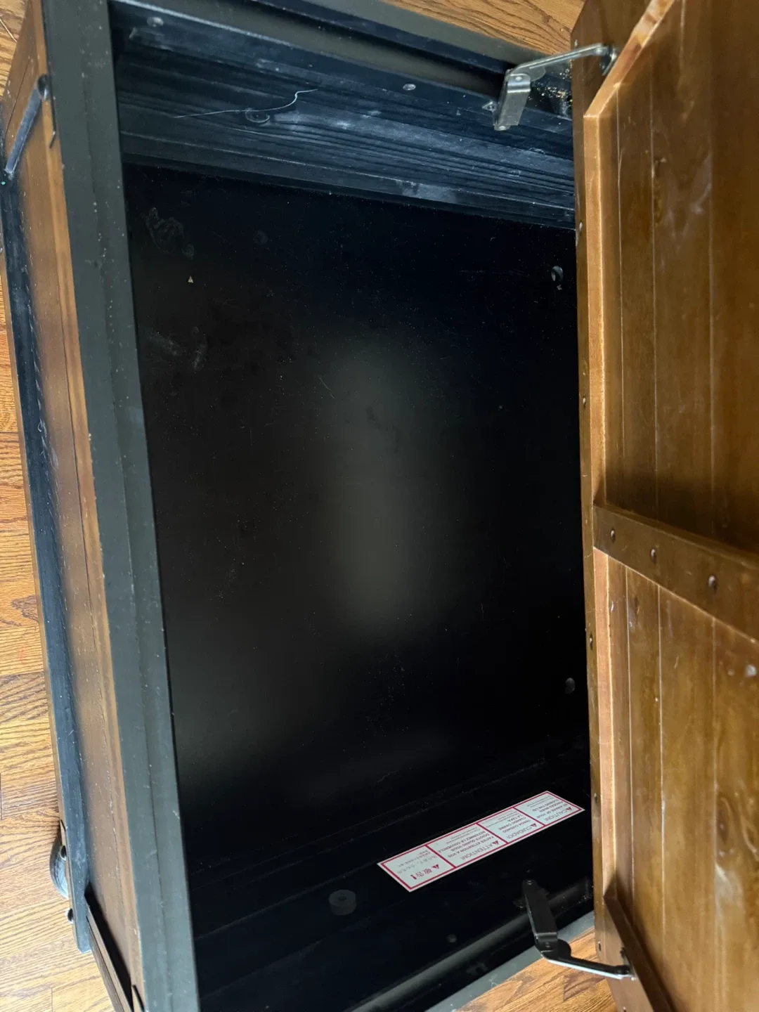 Wooden Lift Top Coffee Table image indicator(4)